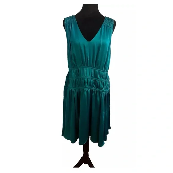 Trina Turk Ruched Islander Shirred A-Line Dress Size 12 - Picture 3 of 7